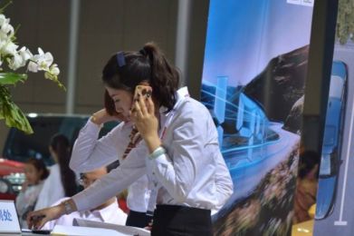 電銷公司都在用什么卡做業務？